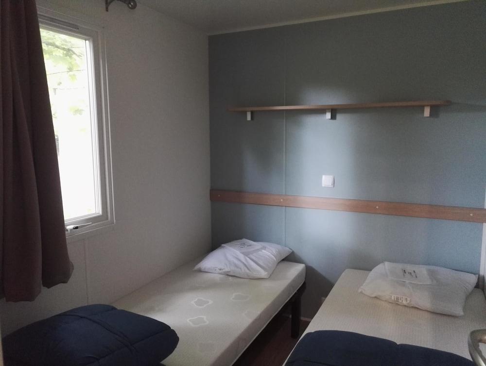 Camping de Bourges Buitenkant foto